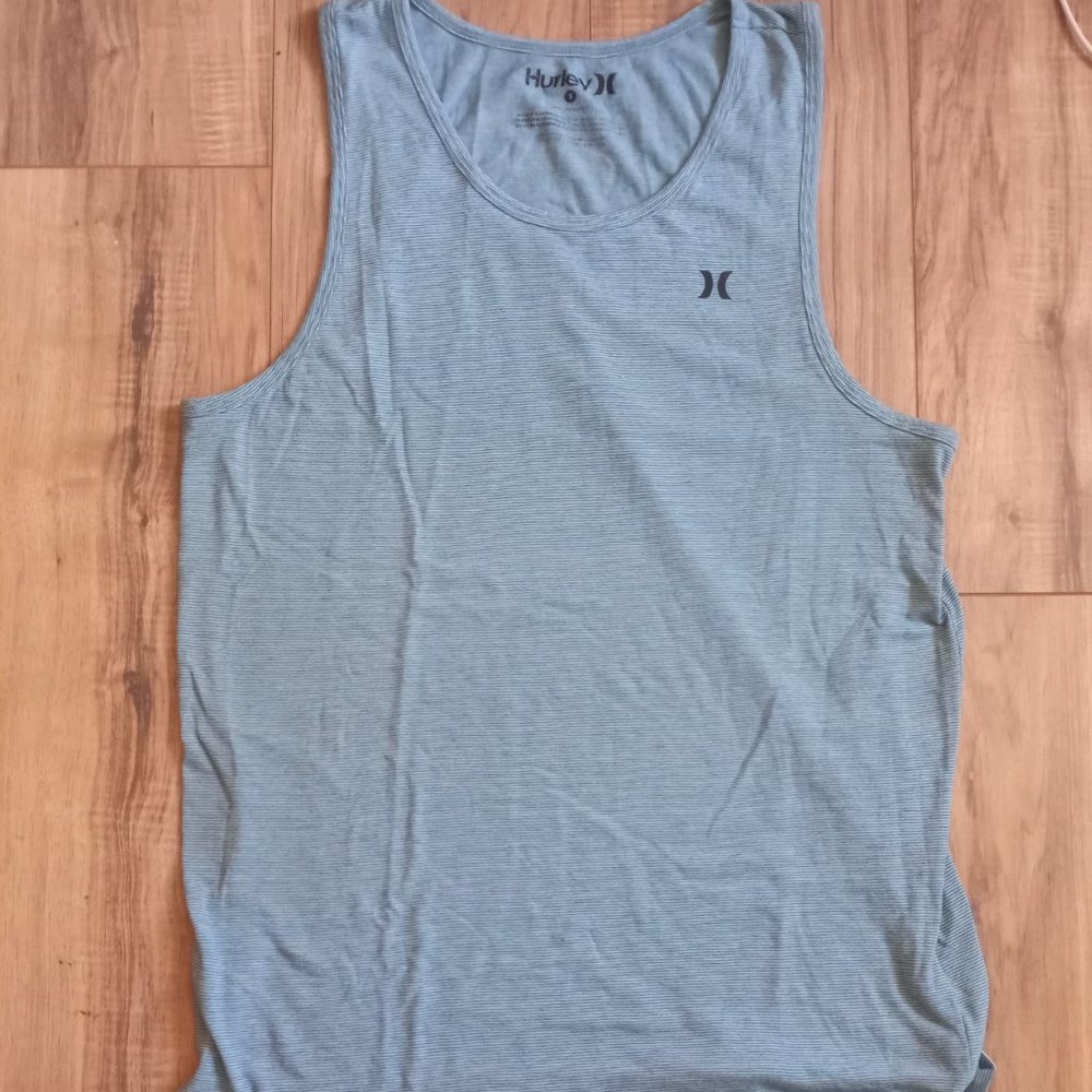 Hurley tank top men Small